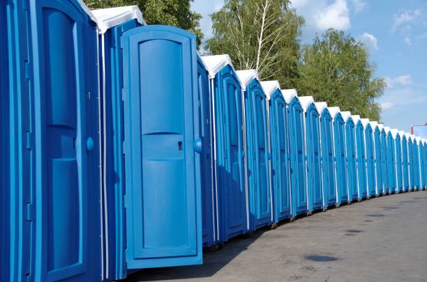 Best Portable restroom trailer rental  in Four Oaks, NC